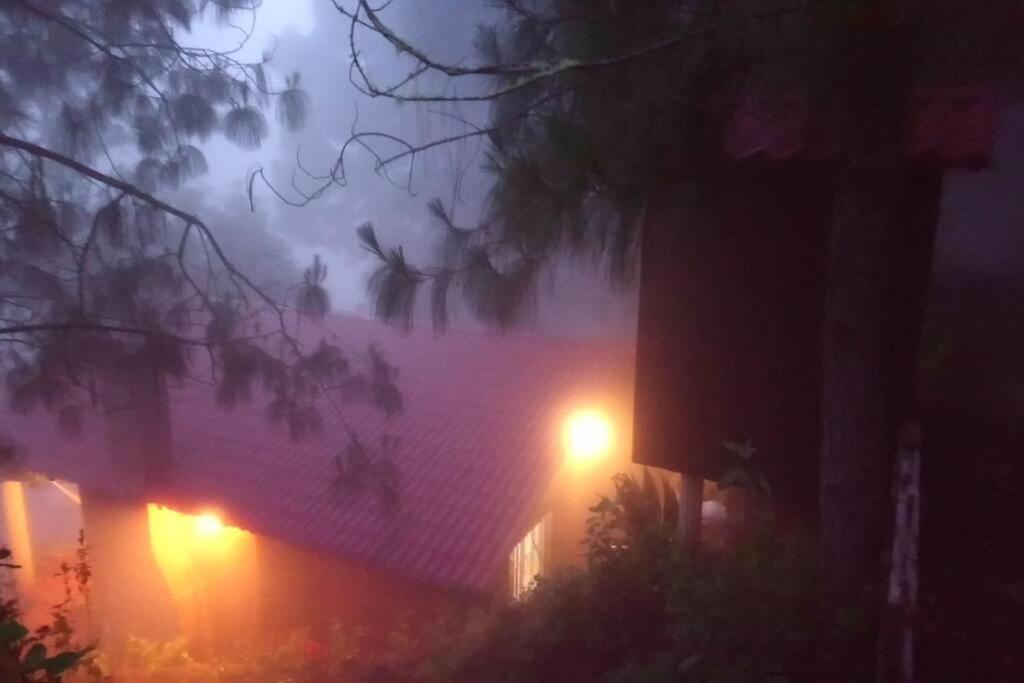 Cabana Con Banera Y Chimeneas En Puesta De Sol El Pacifico Exteriör bild
