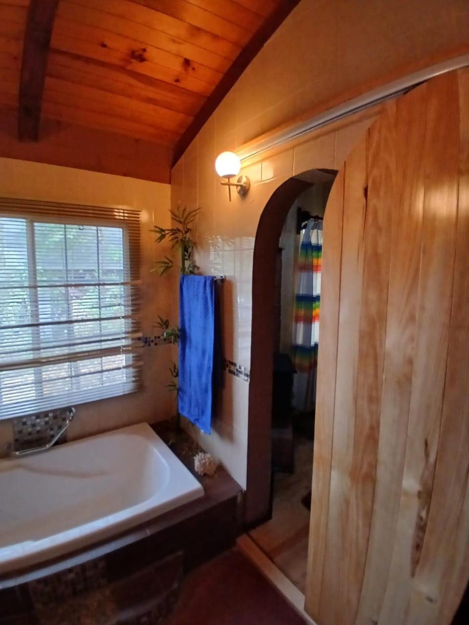 Cabana Con Banera Y Chimeneas En Puesta De Sol El Pacifico Exteriör bild